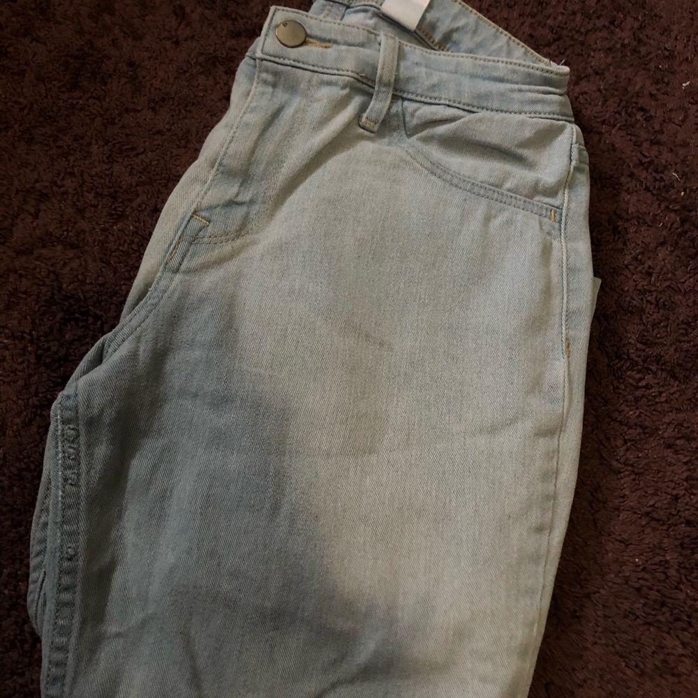 Light wash jeans